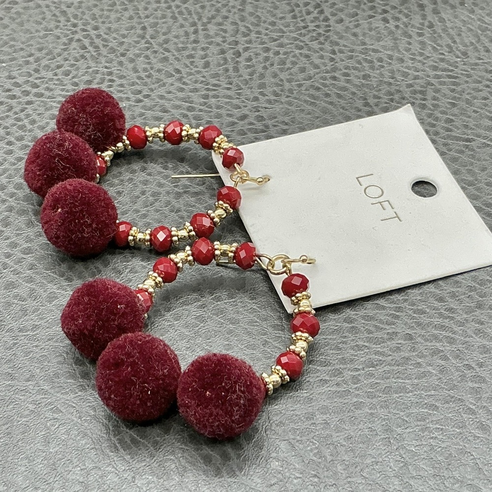 LOFT Earrings Red Beaded Hoop‎ Womens Gold Tone Pom Pom Dangle Jewelry Fashion - Picture 6 of 7